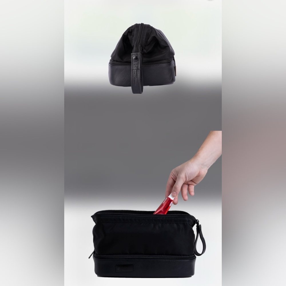 Black leather  Men's Travel Bag - Picture 3 of 5